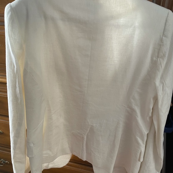 Lucky Brand white button down cool shirt - Picture 3 of 3